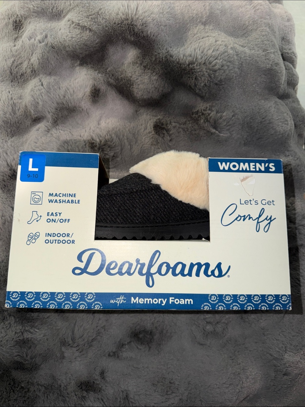 dearfoams Women’s Black Knit Slip-On Slipper with Cream Faux Fur Trim